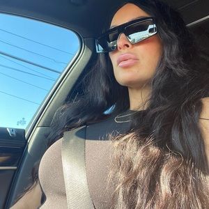 Meet your Posher, Paula